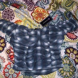 off the shoulder crop top